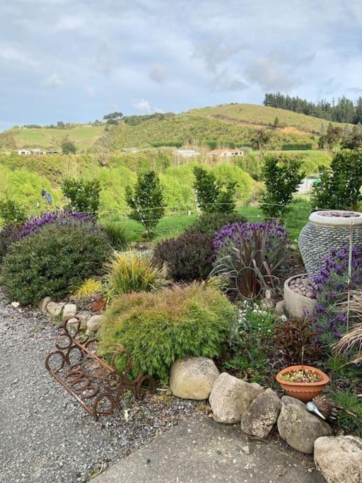 Maymorn Orchard Suites Upper Hutt Exterior foto