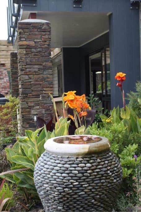Maymorn Orchard Suites Upper Hutt Exterior foto